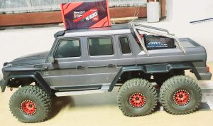 Burgi nam je delil sliko njegovega modela TRX6. Hvala še na tem mestu! Debato lahko spremljate na forumu modelarji.com.